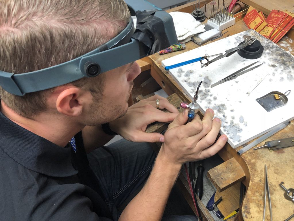 OnSite Jewelry Repair Tampa Pawn